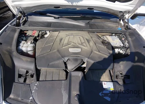 2023 Porsche Cayenne Platinum Edition z USA, uszkodzony, nr VIN WP1AA2AY4PDA00196